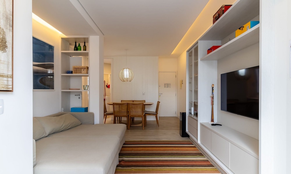 Foot in the Sand Condominium With Pool in Florianopolis - EAR