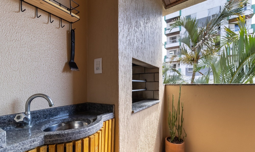Beautiful apt 650m From Ufsc Floripa-sc Idc0102