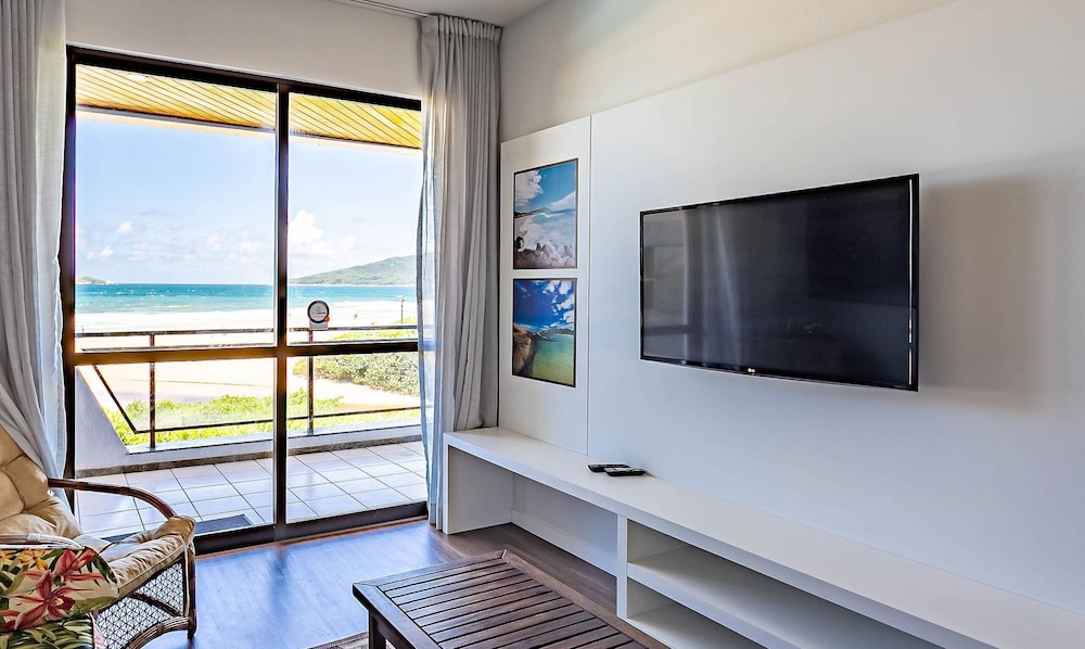 Beira-sea Condominium in Ingleses Norte - POR