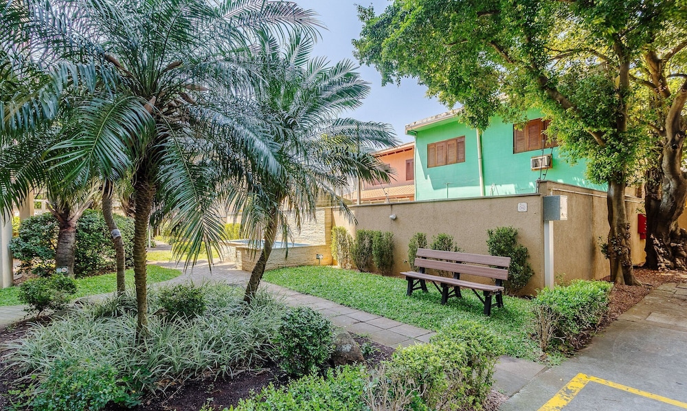 Beautiful Apartment With Barbecue in PoA Rps0460