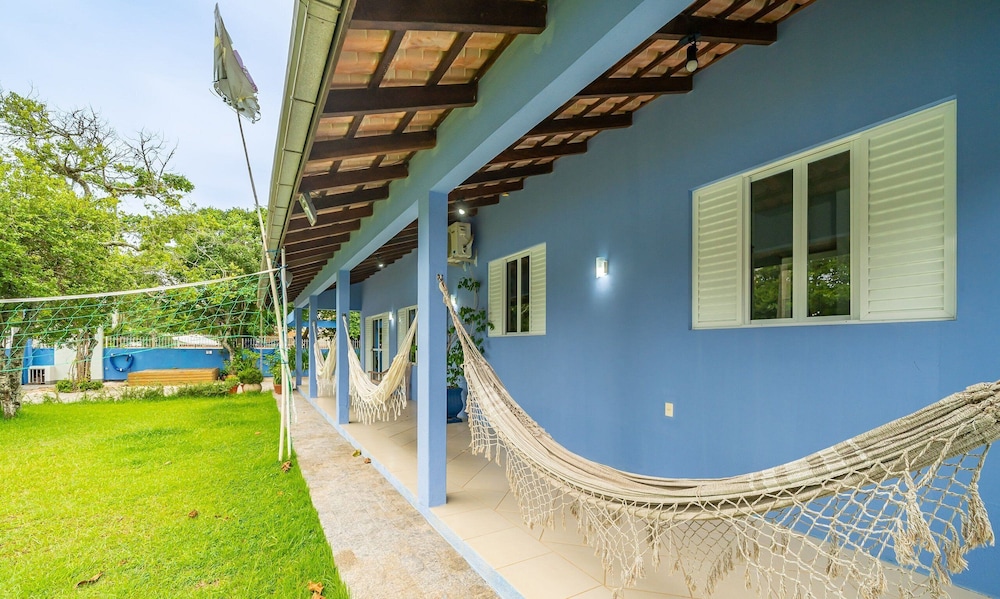 4BR Home w/ BBQ 100m From Beach Jat0355