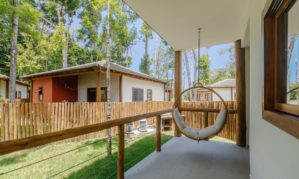 Houses in the Ecovillage D'ajuda Condominium - EVL