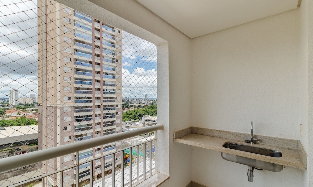 Apt w/ Pool in Setor Bueno - Nph0904