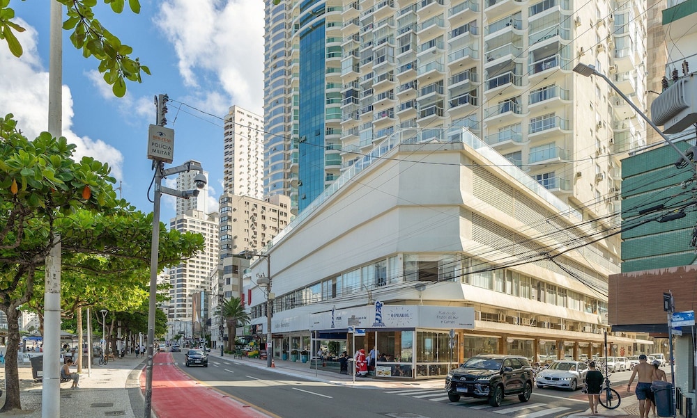 Apartments on the Balneario Camboriu Waterfront - Iptr