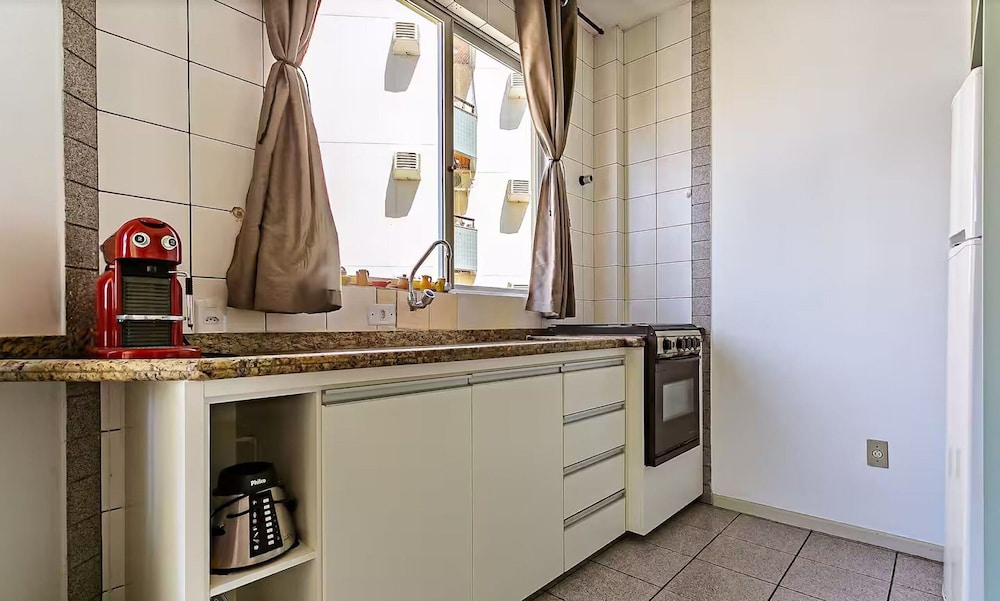 Apartment 50m From the sea in Canasvieiras Cbe105