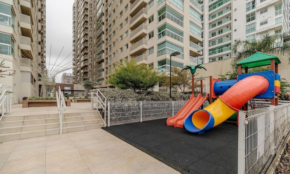 Apto Vista Mar com churrasqueira BBH1003