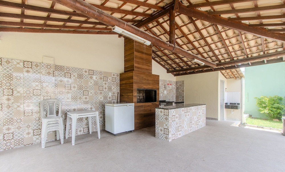 Apartments in Condominium With Pool 1km From the Beach - GIU