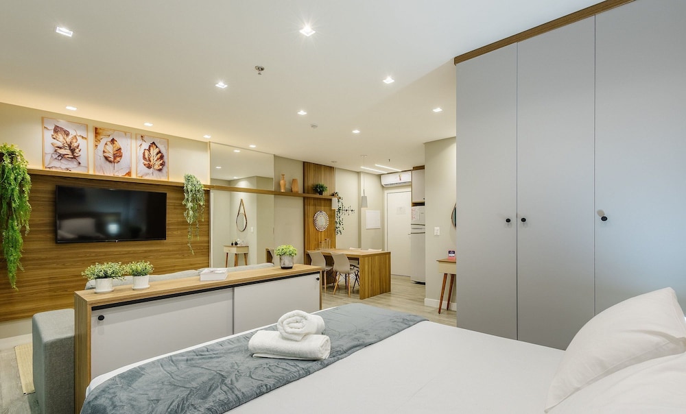 IFT - Ed. Infinity Tower Flat 350m From Meia Praia