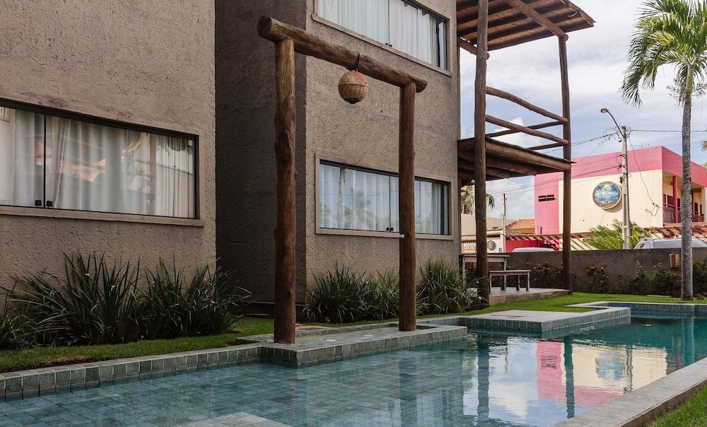 LBH - Houses in a Condominium With Swimming Pool and Barbecue