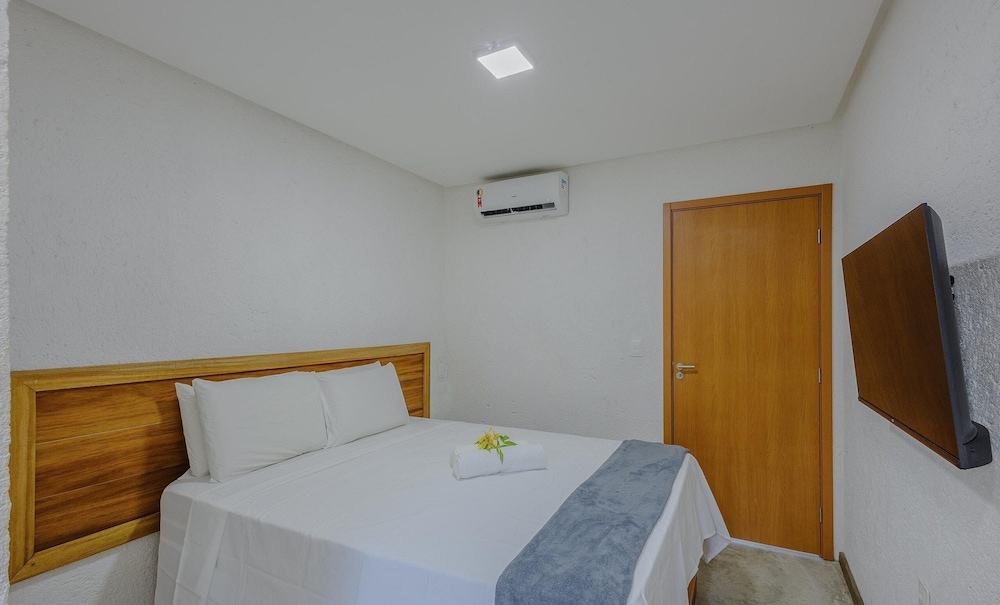 Houses in a Gated Community 100m From Marceneiro Beach - Hvas