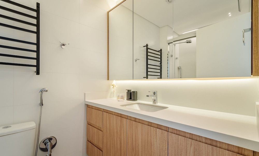 Apt w/ Barbecue Grill 110 m From the Beach Doi0203