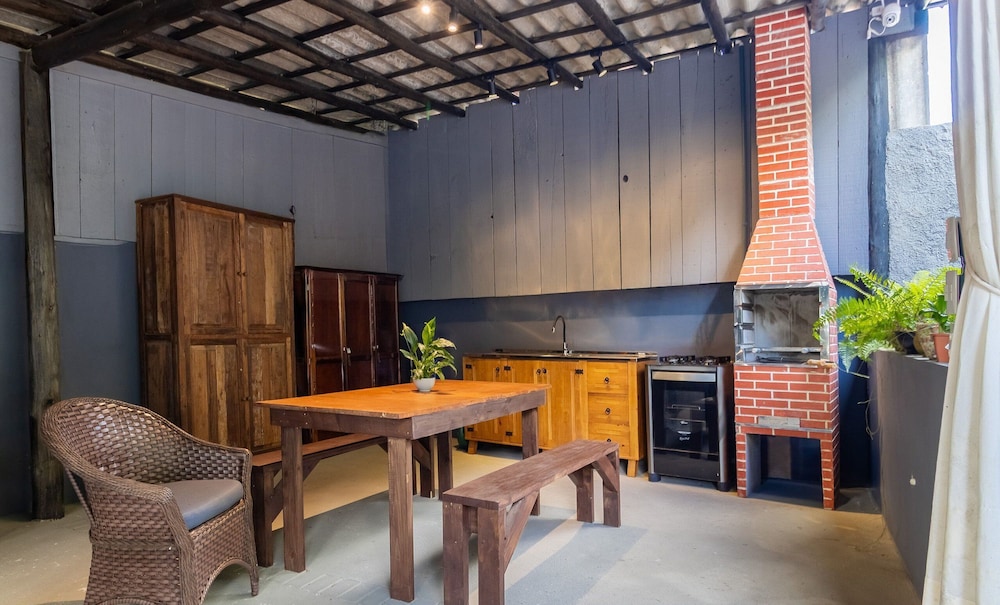 Your Getaway in Florianopolis, Just Minutes From the Beach NDE
