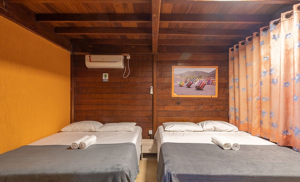 4BR Home 550m to Beach Near Beto Carrero Abi0499
