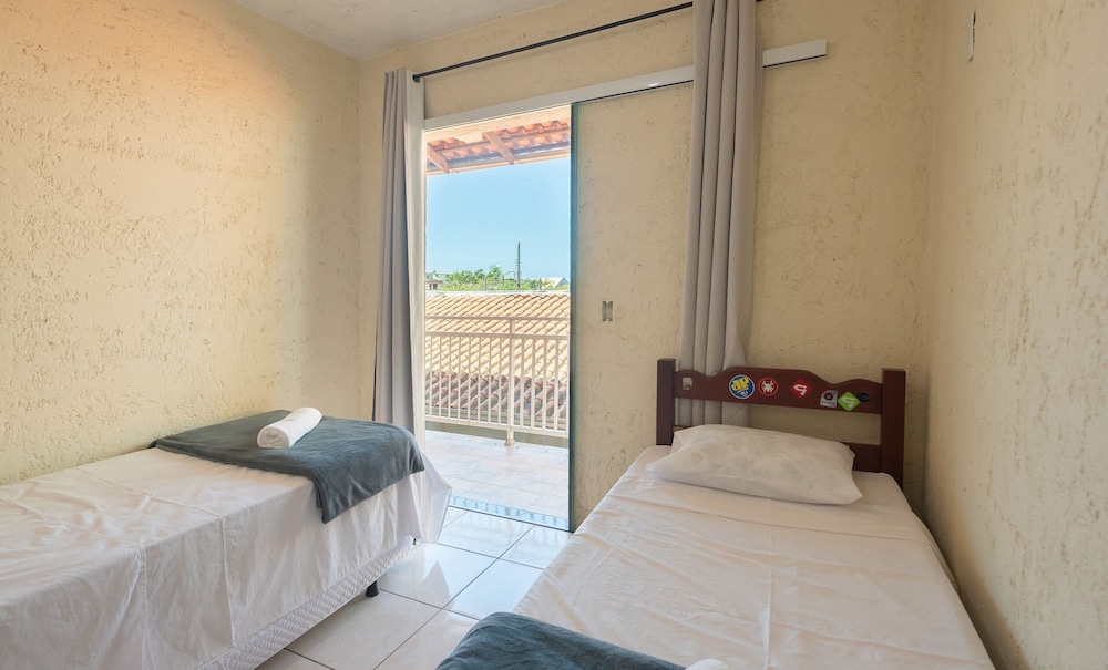 Fully Equipped Houses in a Condominium With a Pool, 110m From the Beach - Onis