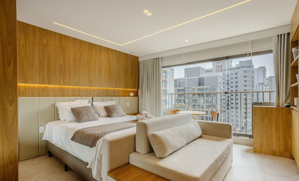 Studio in Condominium With Pool in Paraiso Zah0811