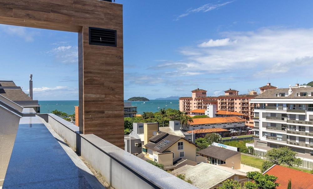 Penthouse 3 min From Jurere Beach - Mor0402