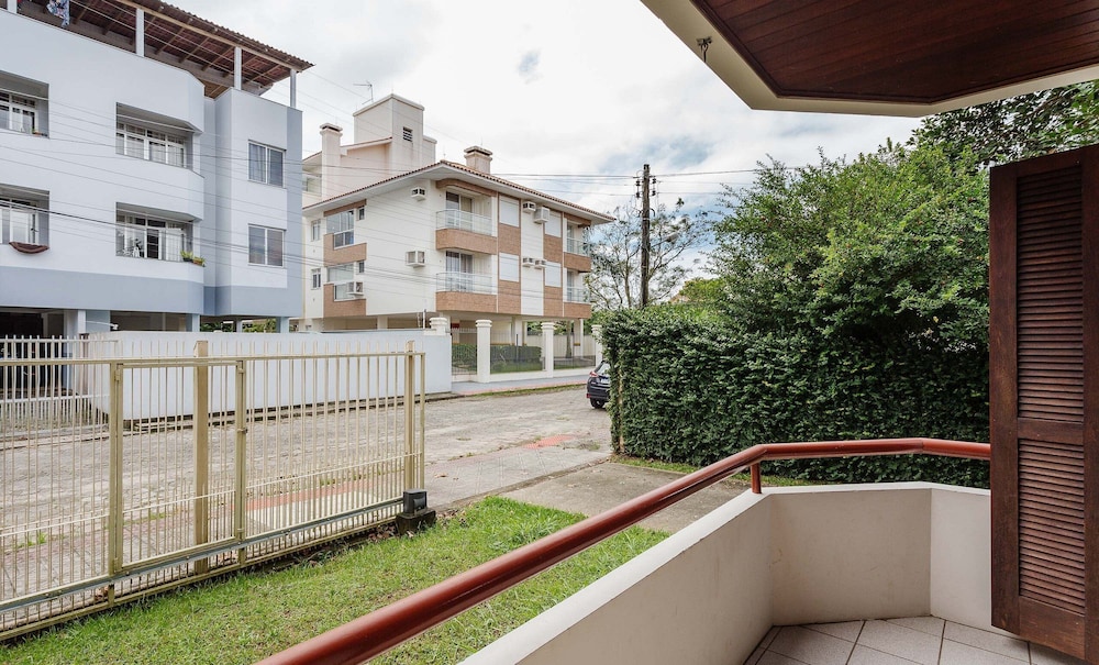 Beautiful Apartments Close to the Beach Stacy