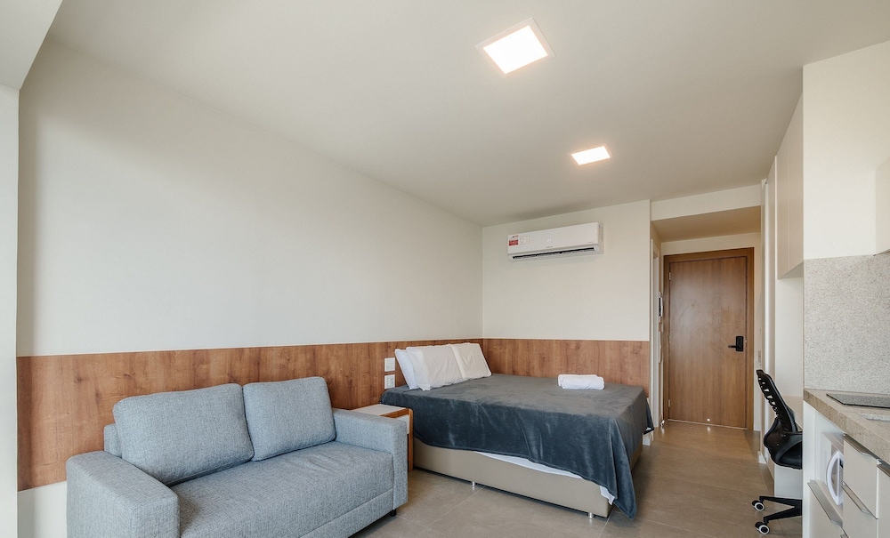 Stay With Style and Convenience in Salvador LIV