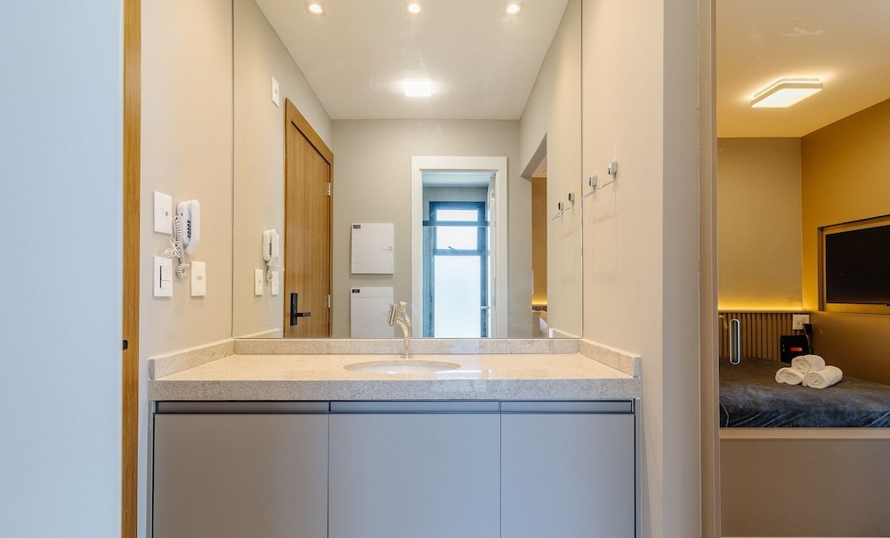 Stay With Style and Convenience in Salvador LIV