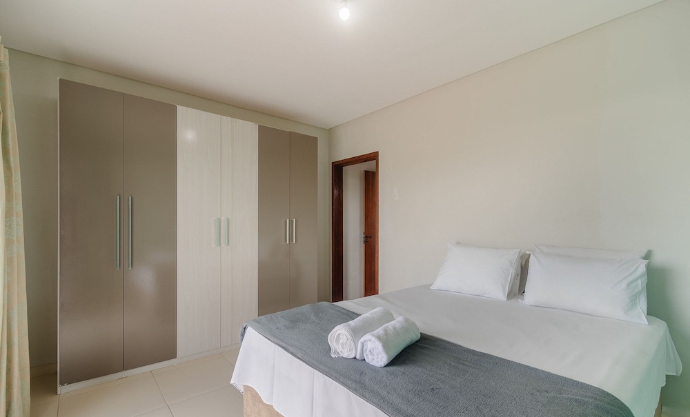 Apartment in Condominium With Pool Vdv0014