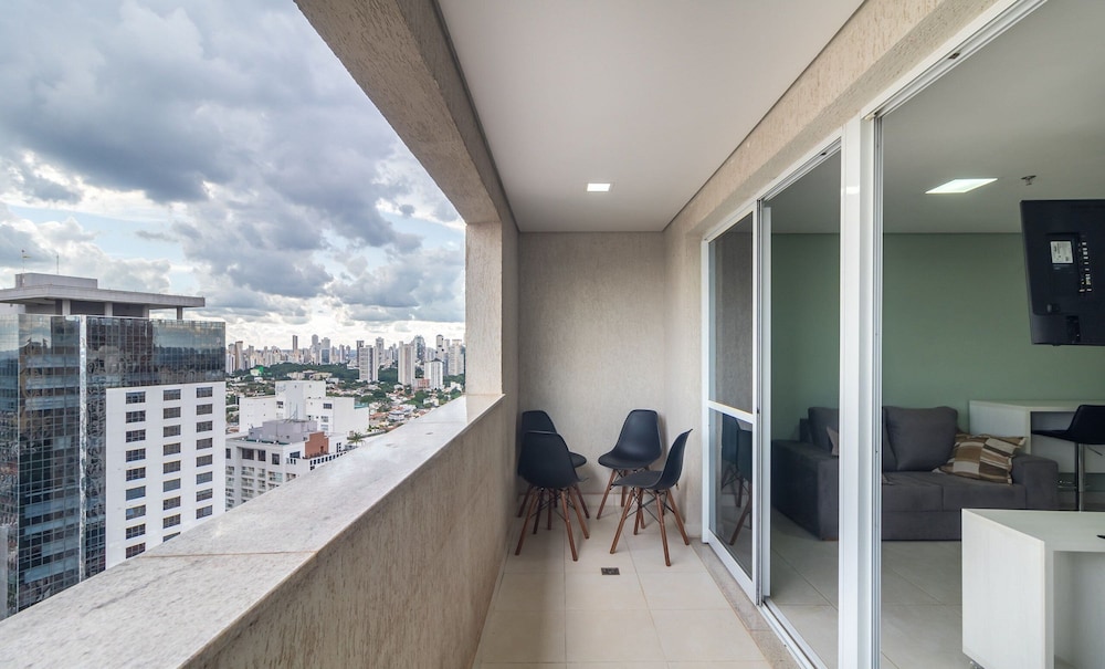 Brookfield Tower - BFT