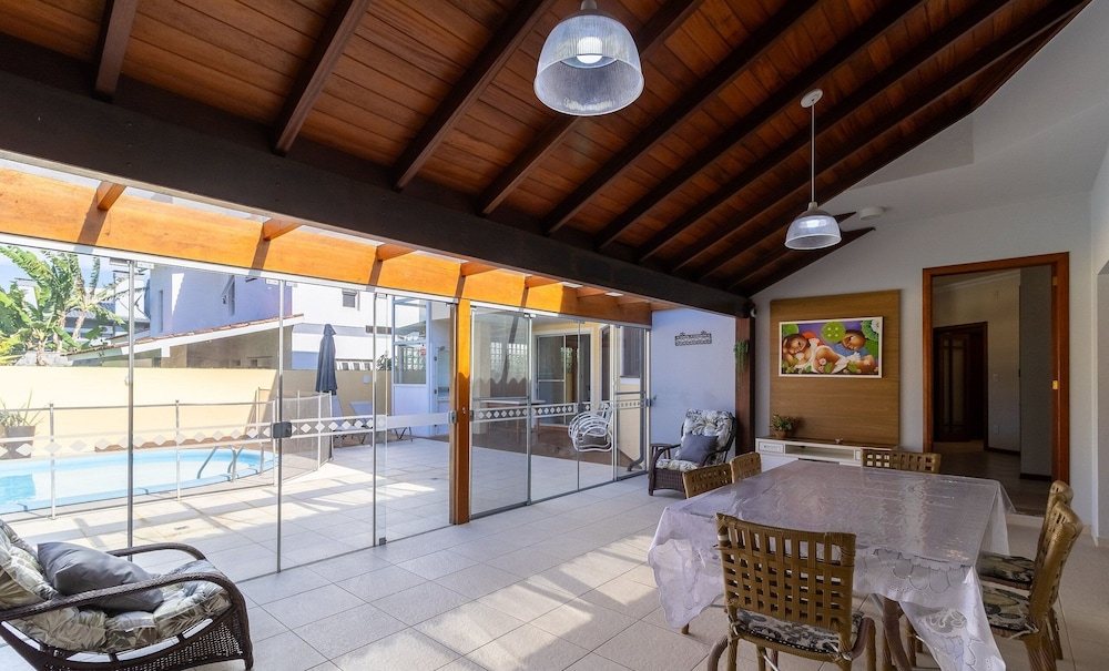 Duplex House w/ Pool, 850m From the Beach Rdt0124