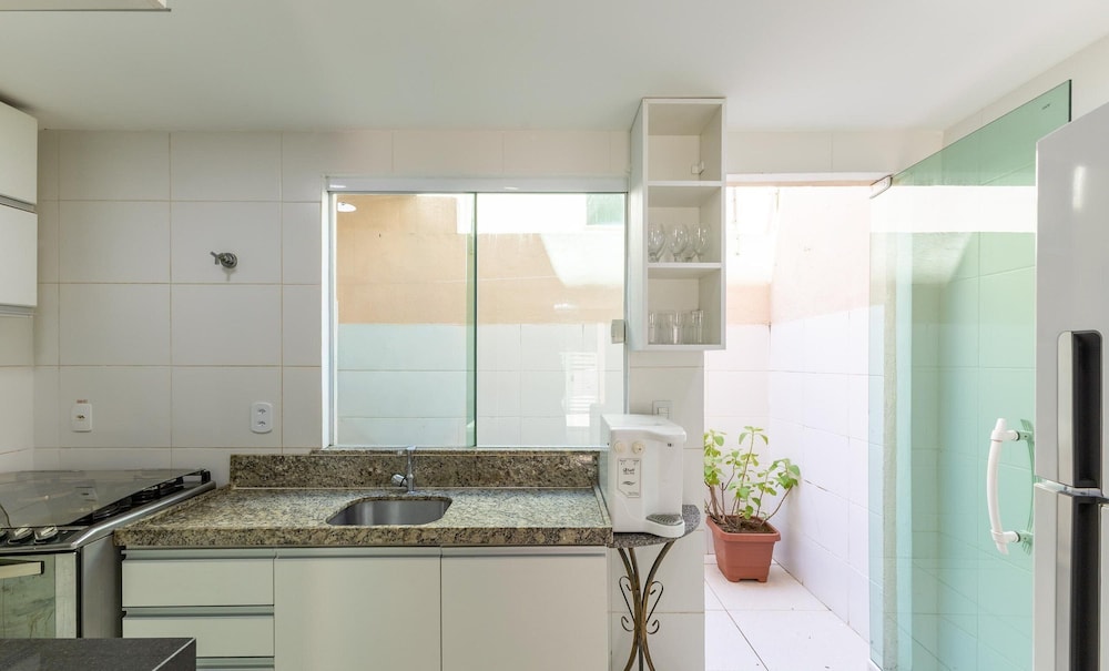 2-suite House 650m From the Beach Juo0004