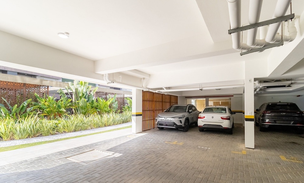 Seaside Condominium in Campeche-florianopolis SHR