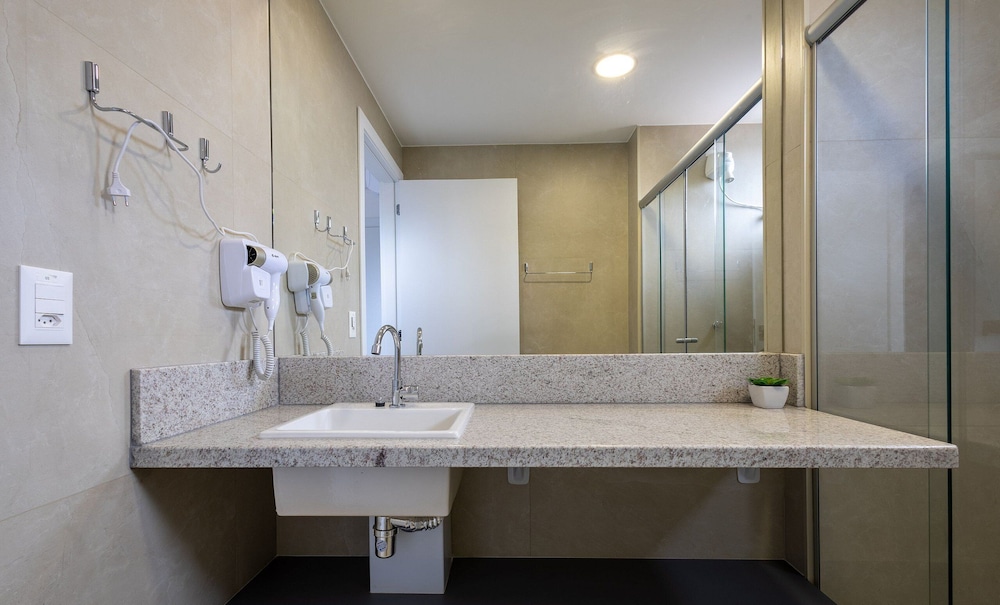 EPK - Apartments in a Condo With Pool in Brasilia