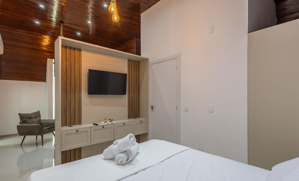 Cozy Studio in Itapema, SC Rgob701