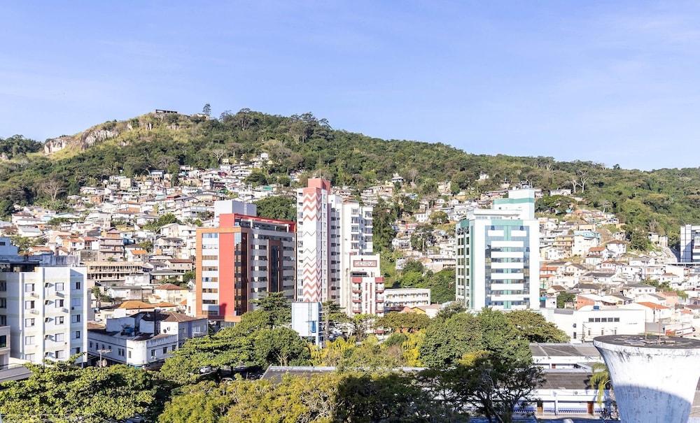 Evas - Charming Apartments With Sea View in Floripa