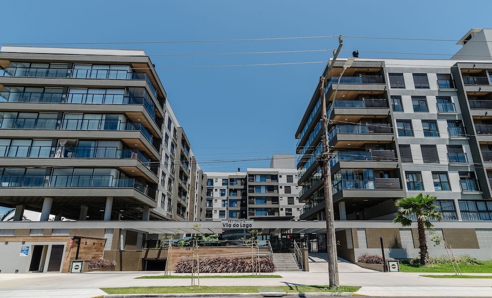 Cond Apartments Vila do Lago in Jurere - VLO