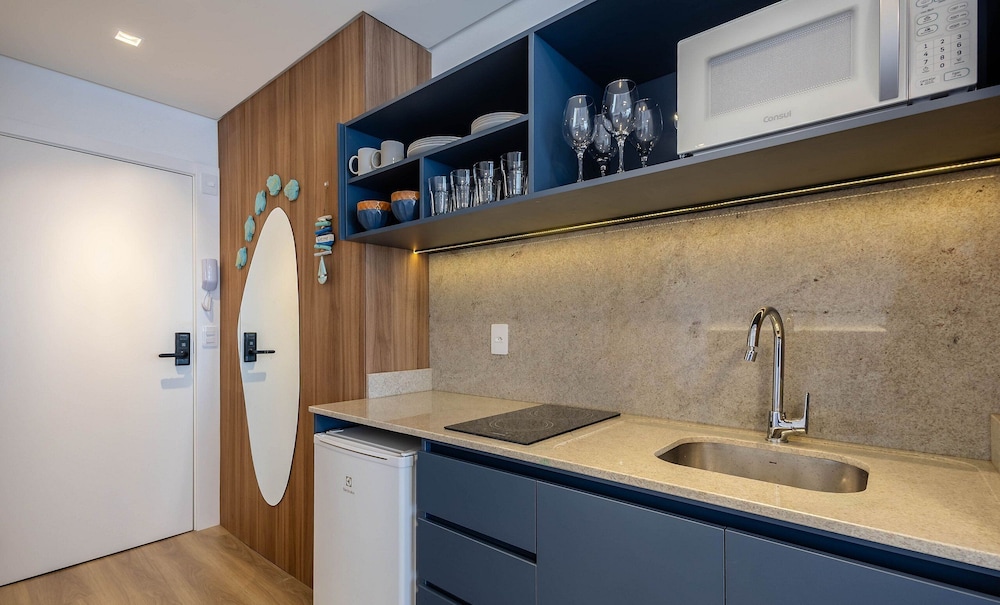 Studios With Side Sea View at Penha Spot PSO - L