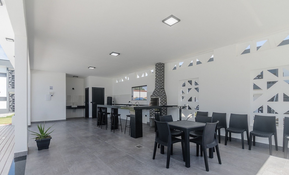Apt 1 Bedroom 220 m From the Beach Cdk0011