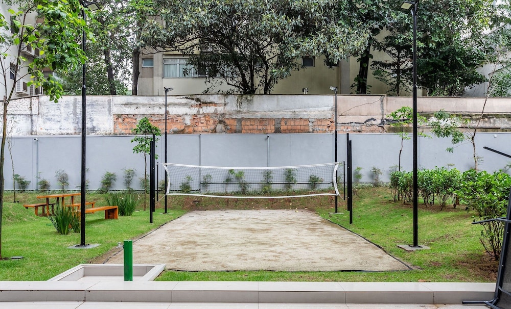 Modern Studios on R. Augusta 800m From the Subway - OAG