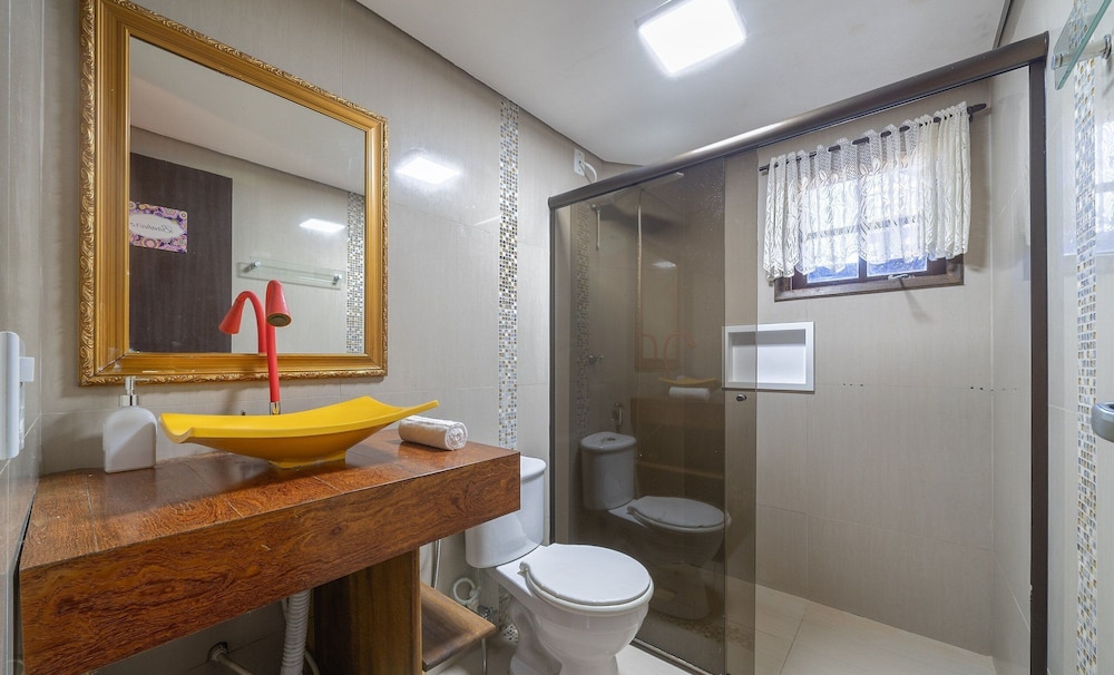 4BR Home 550m to Beach Near Beto Carrero Abi0499