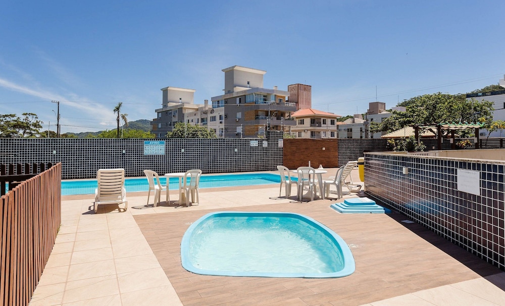 Ap in Condo With Pool 700 m From the Beach Cmc101