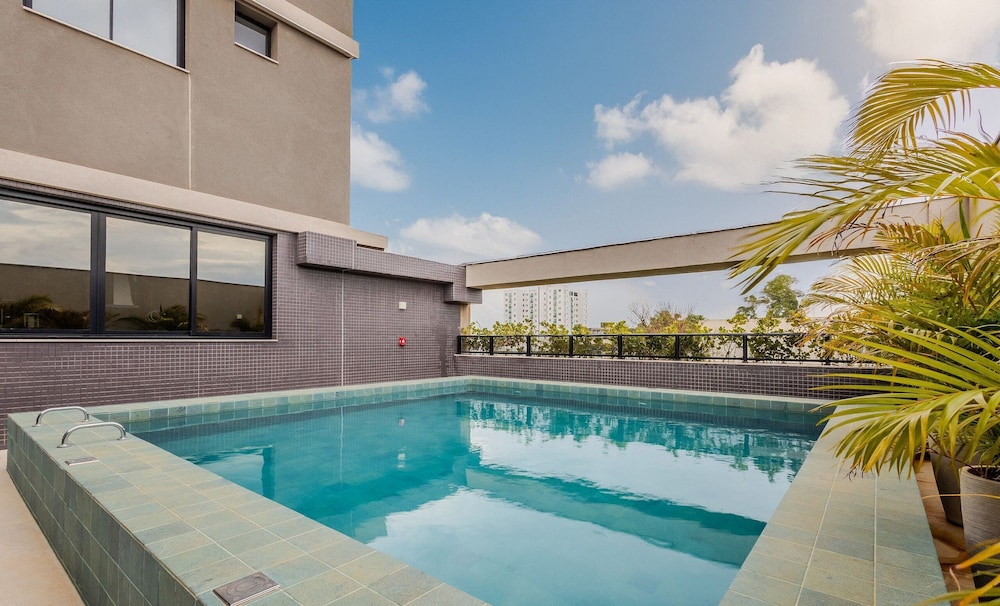 EPK - Apartments in a Condo With Pool in Brasilia
