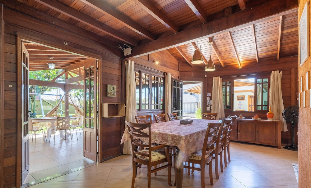 4BR Home 550m to Beach Near Beto Carrero Abi0499