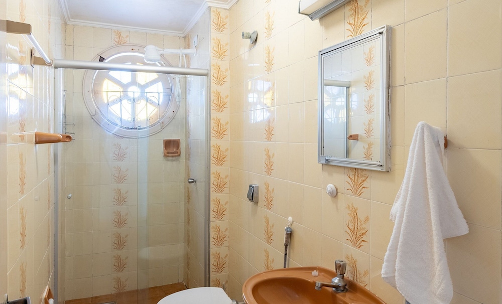 Elegant Apt 3 Minutes From Praia Grande Bti003