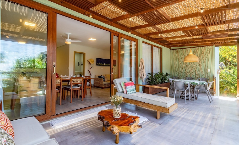 Beachfront House in Arraial Dajuda Vva0490