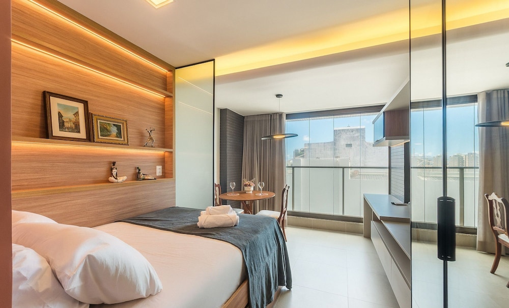Apartments in a Building With a Pool 800m From the Beach in Salvador - EDF