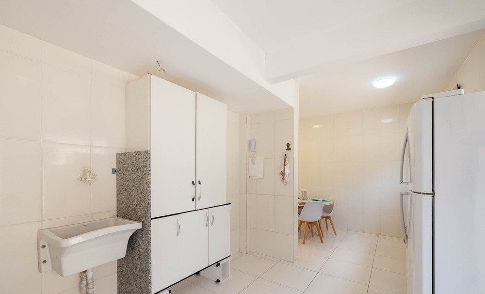 Apt w/ Balcony & BBQ 400m From sea Rbr0003