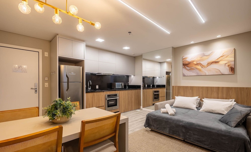 IFT - Ed. Infinity Tower Flat 350m From Meia Praia