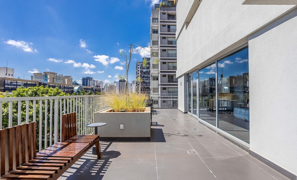Studios in a Condo With a gym in Indianopolis - COI