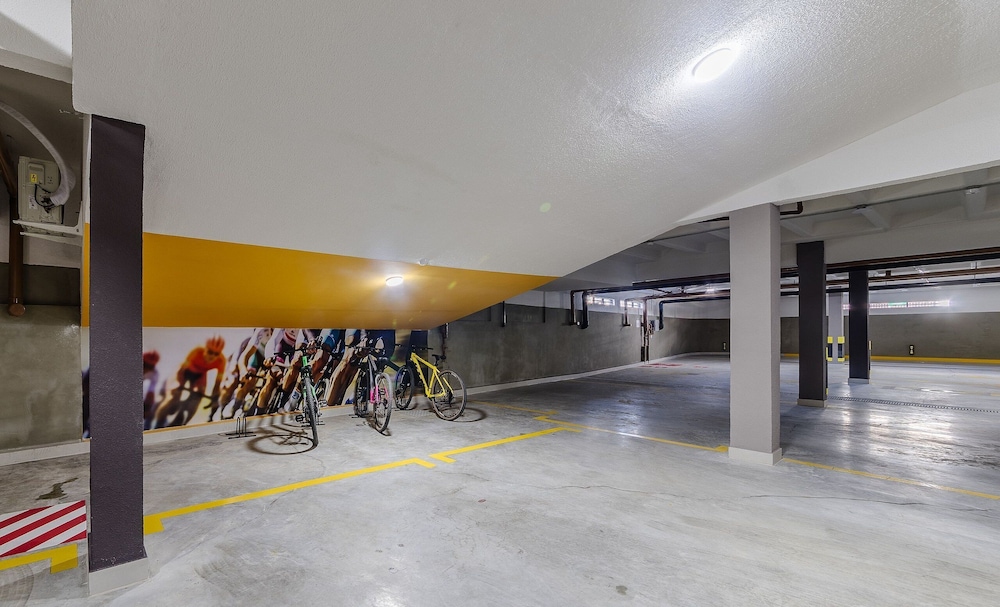 Stay With a Pool and gym 350m From the Beach in a Prime Location in Maceio - SLI