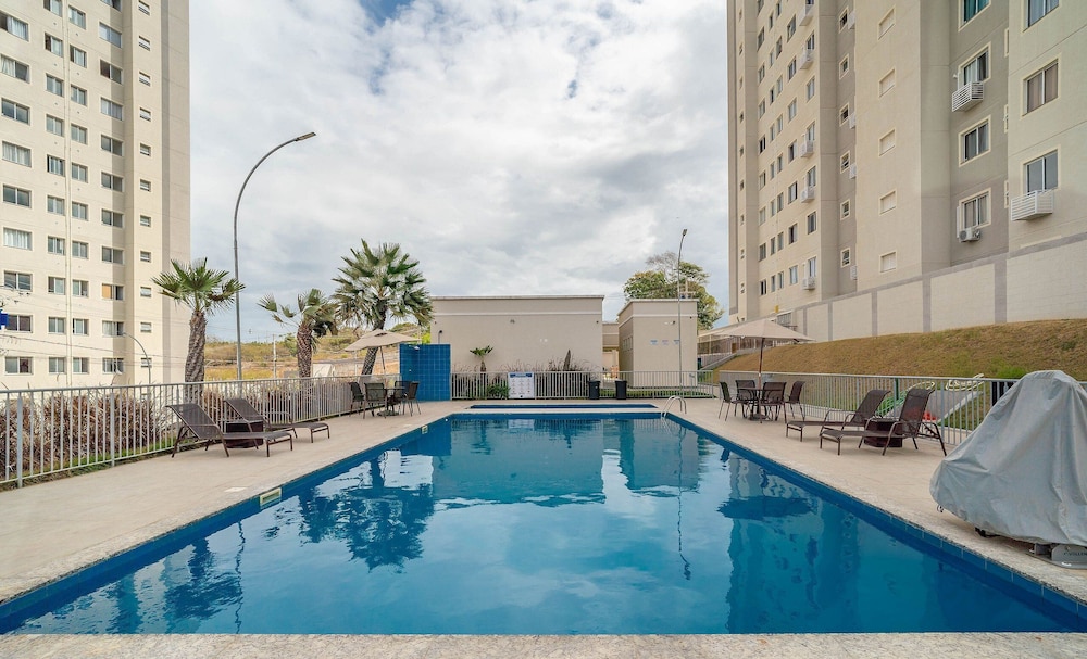 Apt in Bldg. w/ Pool in Joao Pessoa - Jds0104