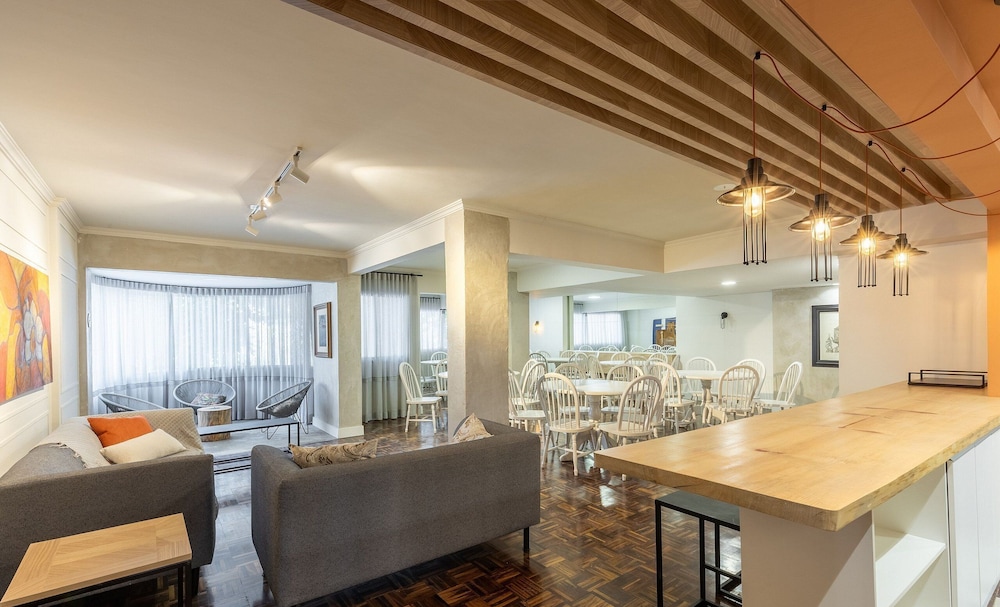 Duplex With Terrace and Barbecue Eto0201