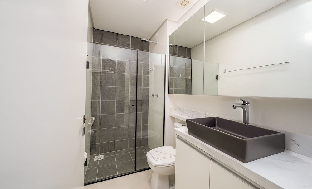 Elus - Building With Rooftop Pool 350m From the Beach!