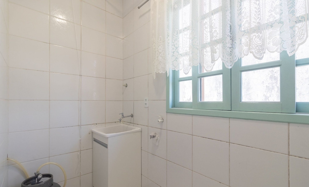 Apartment 2 Bedrooms 650 m From the Beach Ben0006